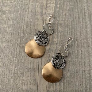 Gorgeous earrings!